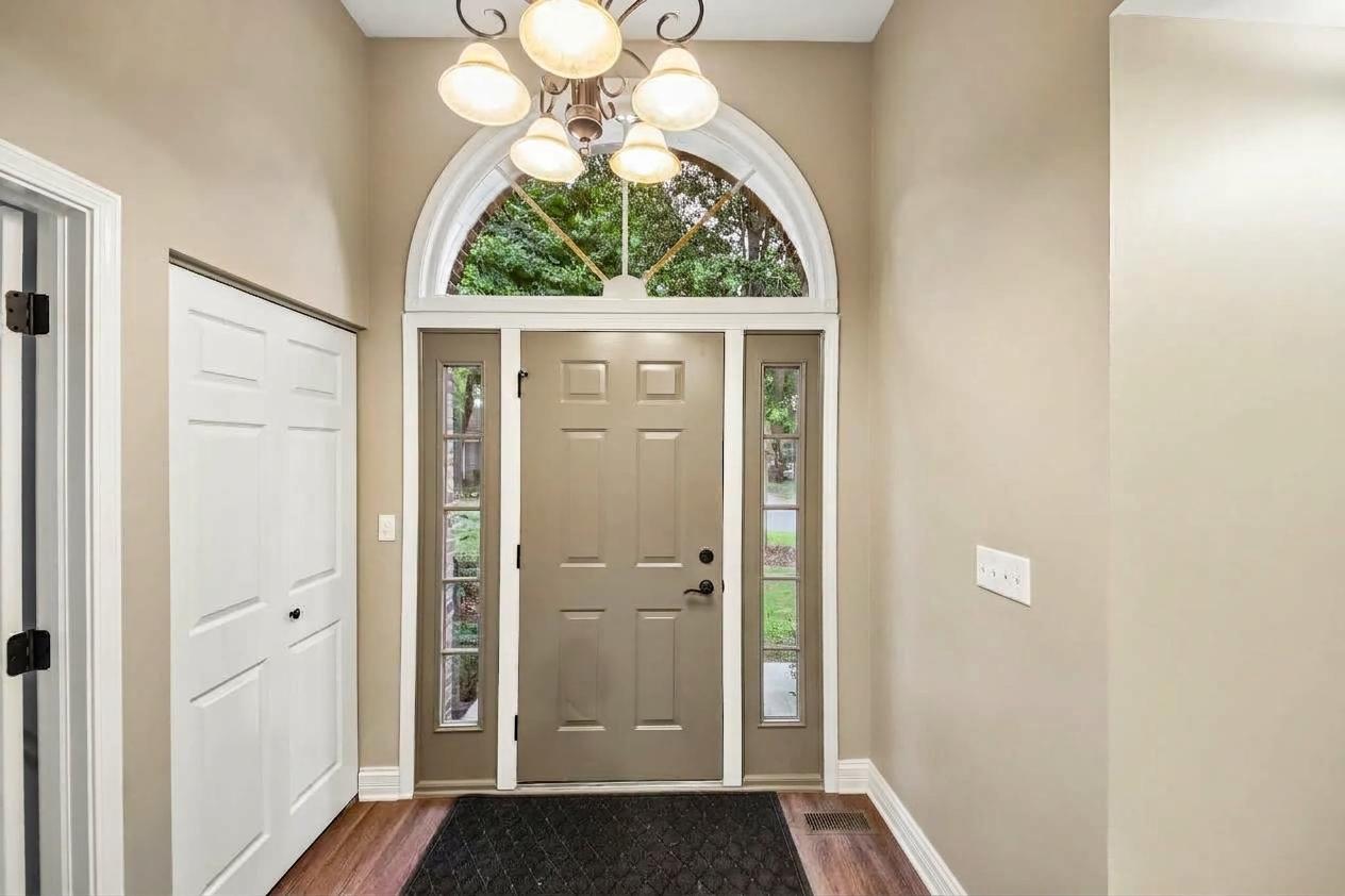 281 Governors Lane 281