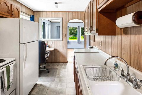Tiny photo for 525 Grant Street, Chenoa, IL 61726 (MLS # 12667421)