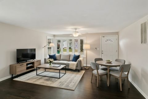 Tiny photo for 1529 Leslie Avenue, Round Lake Beach, IL 60073 (MLS # 12589223)