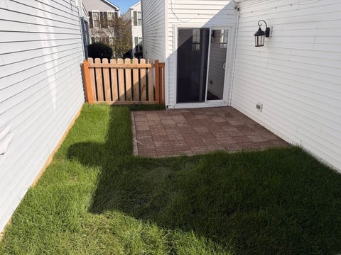 Tiny photo for 172 Presidential Boulevard #172, Oswego, IL 60543 (MLS # 12775742)