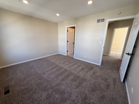 Tiny photo for 172 Presidential Boulevard #172, Oswego, IL 60543 (MLS # 12775742)