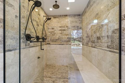 Tiny photo for 980 Persimmon Court, St. Charles, IL 60174 (MLS # 12505710)