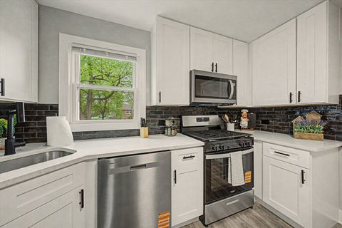 Tiny photo for 14701 Beachview Terrace, Dolton, IL 60419 (MLS # 12636711)