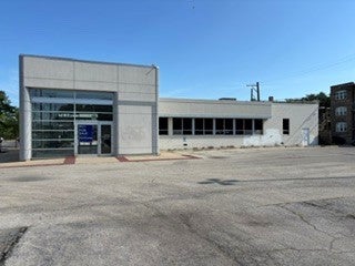 6017-59 N Western Avenue