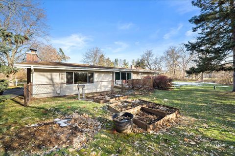 Tiny photo for 103 Rainbow Drive, Sleepy Hollow, IL 60118 (MLS # 12535938)