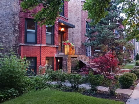 Photo of 3843 W Addison Street, Chicago, IL 60618 (MLS # 12614833)