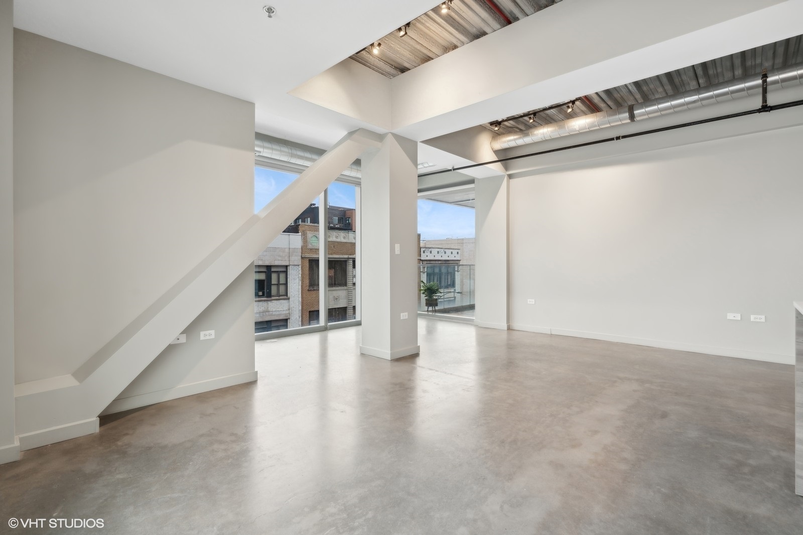 1241 N MILWAUKEE Avenue 401