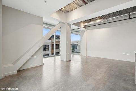 Tiny photo for 1241 N MILWAUKEE Avenue #401, Chicago, IL 60622 (MLS # 12524496)