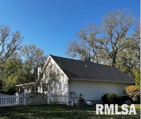 Tiny photo for 7082 State Route 152 Highway, Duquoin, IL 62832 (MLS # EB458945)