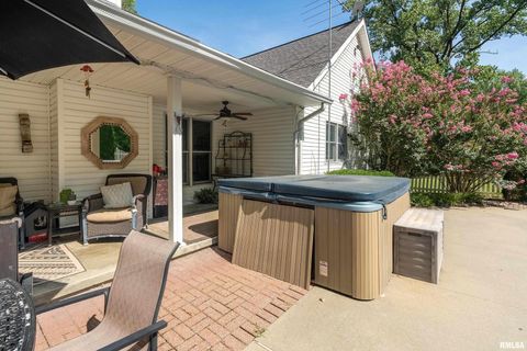 Tiny photo for 7082 State Route 152 Highway, Duquoin, IL 62832 (MLS # EB458945)