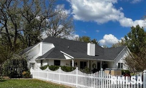 Tiny photo for 7082 State Route 152 Highway, Duquoin, IL 62832 (MLS # EB458945)