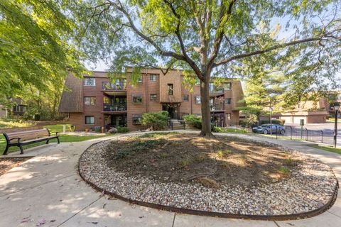 Tiny photo for 393 Duane Street #203, Glen Ellyn, IL 60137 (MLS # 12520660)