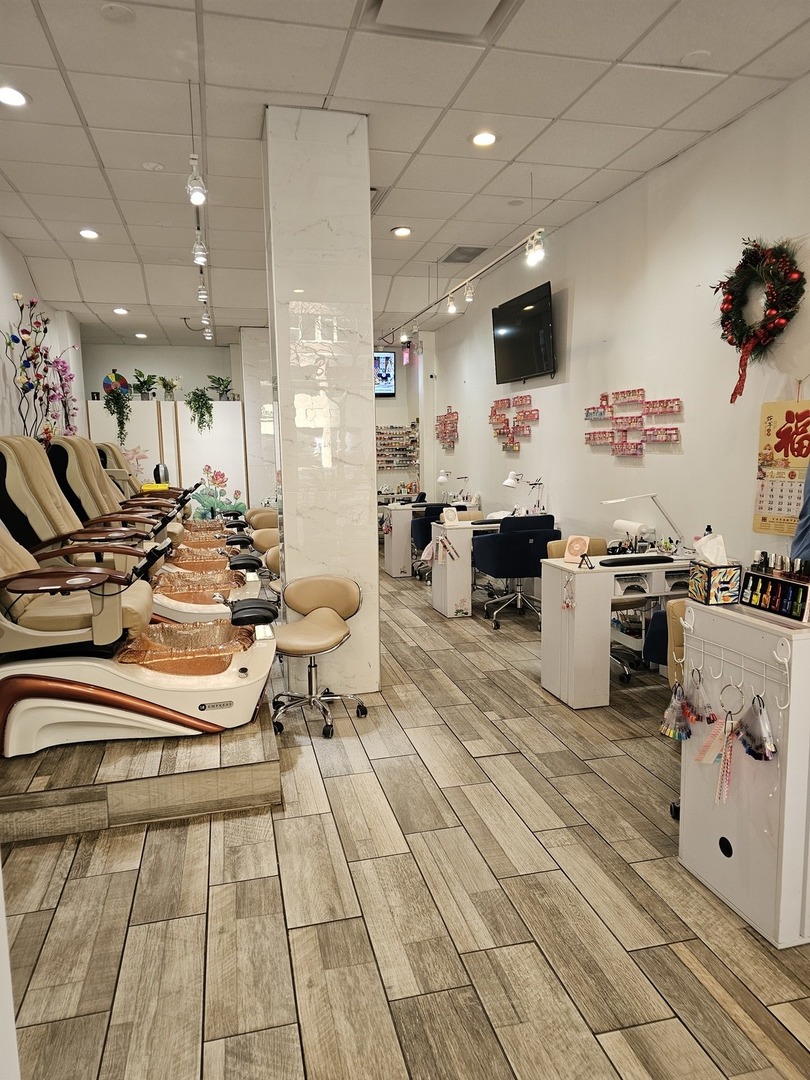3110 N Sheridan Road