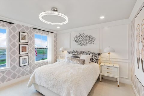 Tiny photo for 74 Hawthorn Ridge Drive, Hawthorn Woods, IL 60047 (MLS # 12572012)