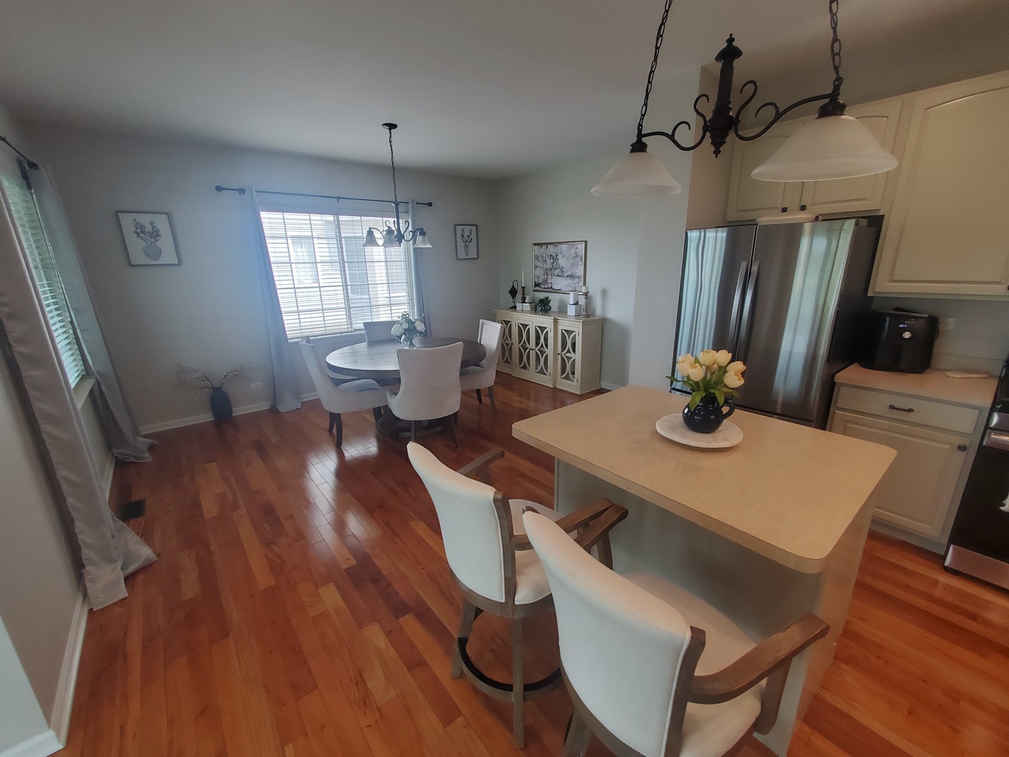 368 W Winchester Drive