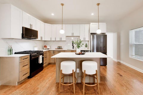 Tiny photo for 1033 S Claremont Avenue, Chicago, IL 60612 (MLS # 12699102)