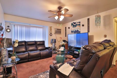 Tiny photo for 170 DUNTEMAN Drive #301, Glendale Heights, IL 60139 (MLS # 12578345)
