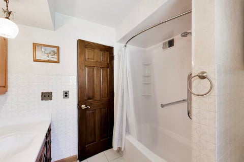 Tiny photo for 704 W Lonnquist Boulevard, Mount Prospect, IL 60056 (MLS # 12746797)