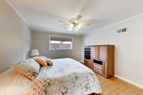 Tiny photo for 704 W Lonnquist Boulevard, Mount Prospect, IL 60056 (MLS # 12746797)