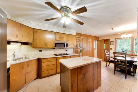 Tiny photo for 704 W Lonnquist Boulevard, Mount Prospect, IL 60056 (MLS # 12746797)