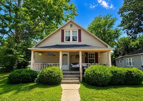 Photo of 407 N Madison Street, West Frankfort, IL 62896 (MLS # 12688192)