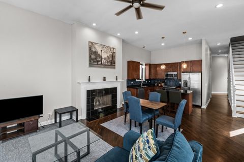 Tiny photo for 2421 W Warren Boulevard #3, Chicago, IL 60612 (MLS # 12491693)