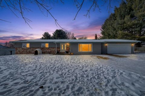 Photo of 14858 Beaverton Road, Poplar Grove, IL 61065 (MLS # 12560398)