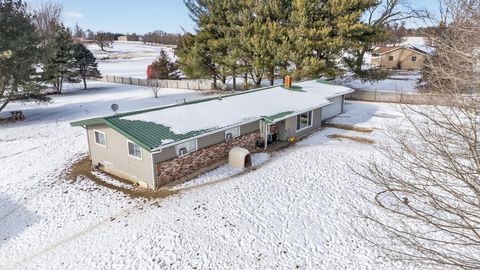 Tiny photo for 14858 Beaverton Road, Poplar Grove, IL 61065 (MLS # 12560398)