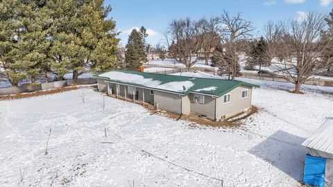 Tiny photo for 14858 Beaverton Road, Poplar Grove, IL 61065 (MLS # 12560398)