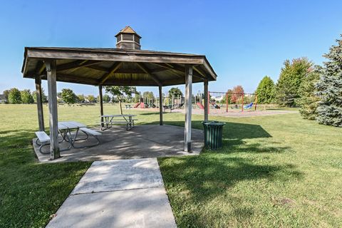Tiny photo for 714 S Rosehall Lane, Round Lake, IL 60073 (MLS # 12487600)