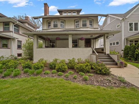 1115 Forest Avenue Wilmette IL 60091