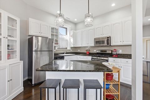 Tiny photo for 2608 N Dayton Street #3S, Chicago, IL 60614 (MLS # 12599389)