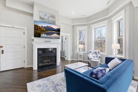 Tiny photo for 2608 N Dayton Street #3S, Chicago, IL 60614 (MLS # 12599389)