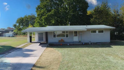 Tiny photo for 316 N Hartwell Street, Gilman, IL 60938 (MLS # 12703878)