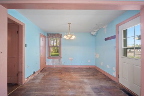 Tiny photo for 139 E Anita Avenue, Mount Prospect, IL 60056 (MLS # 12492240)