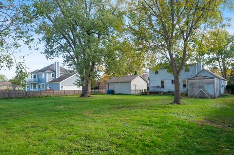Tiny photo for 139 E Anita Avenue, Mount Prospect, IL 60056 (MLS # 12492240)