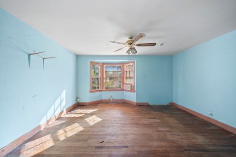 Tiny photo for 139 E Anita Avenue, Mount Prospect, IL 60056 (MLS # 12492240)