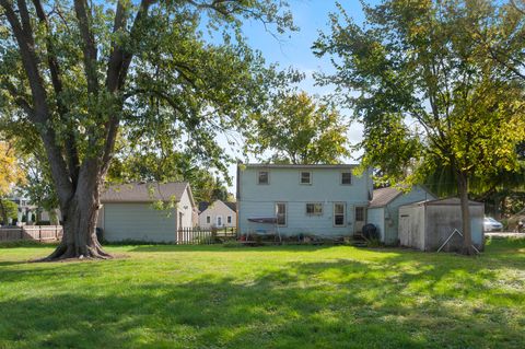 Tiny photo for 139 E Anita Avenue, Mount Prospect, IL 60056 (MLS # 12492240)