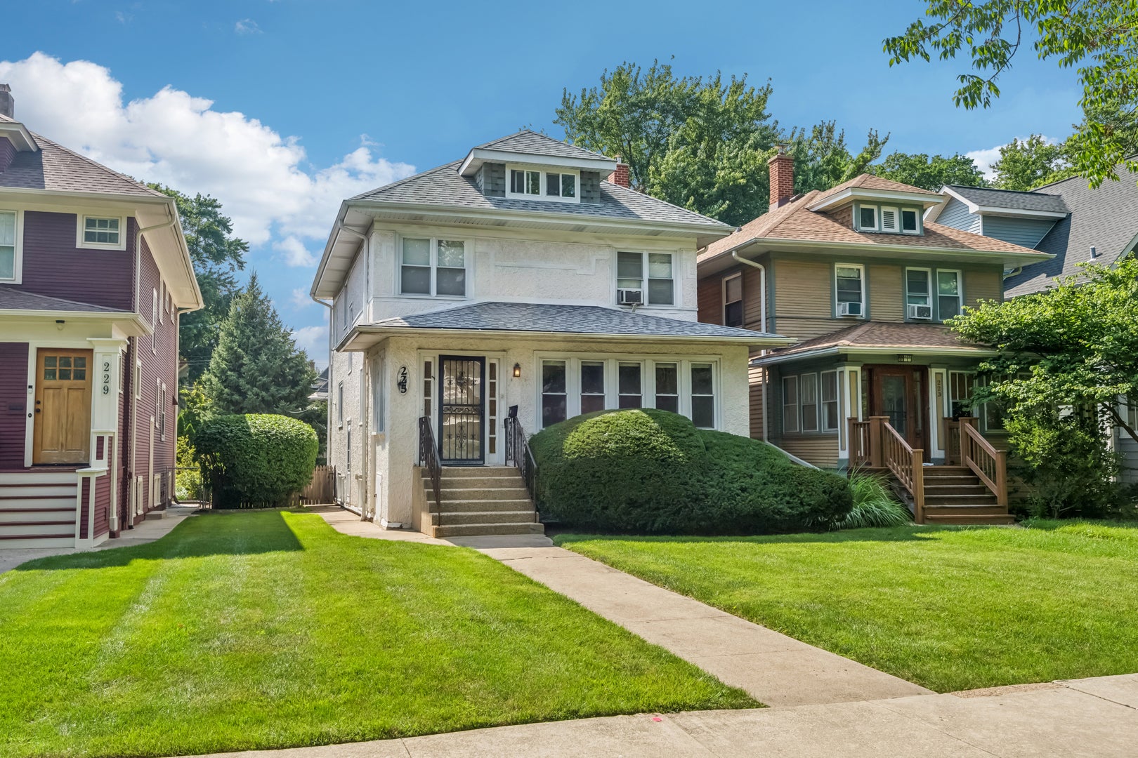 225 S Cuyler Avenue