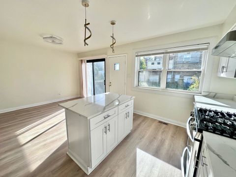 Tiny photo for 611 W 25th Place, Chicago, IL 60616 (MLS # 12524860)