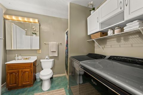 Tiny photo for 181 Tilton Park Drive, DeKalb, IL 60115 (MLS # 12522190)