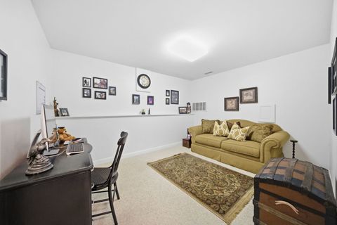 Tiny photo for 1483 Pebblestone Cove, Wheaton, IL 60189 (MLS # 12700562)