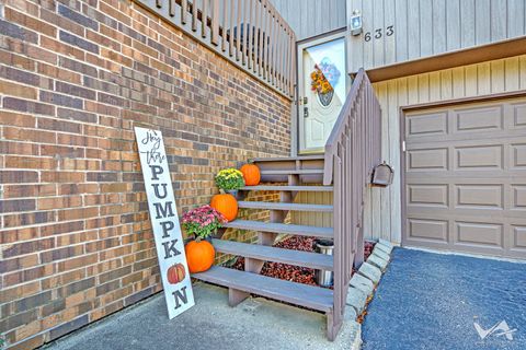 Tiny photo for 633 High Ridge Road, Roselle, IL 60172 (MLS # 12501389)