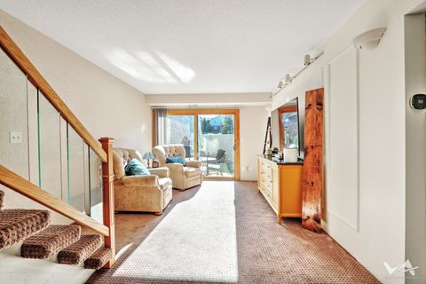 Tiny photo for 633 High Ridge Road, Roselle, IL 60172 (MLS # 12501389)