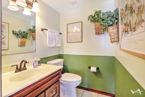 Tiny photo for 633 High Ridge Road, Roselle, IL 60172 (MLS # 12501389)