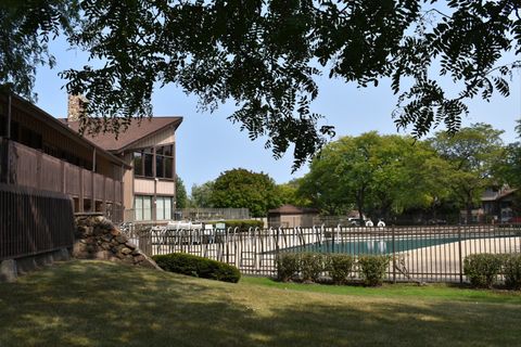 Tiny photo for 633 High Ridge Road, Roselle, IL 60172 (MLS # 12501389)