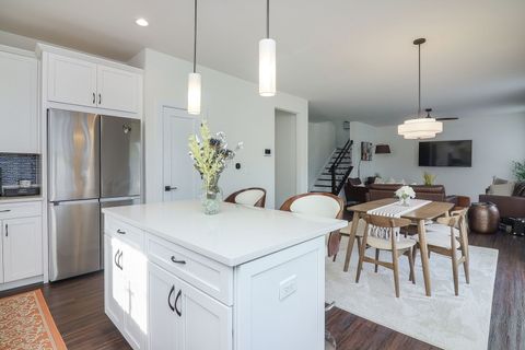 Tiny photo for 3539 Crosswater Court, Elgin, IL 60124 (MLS # 12502520)