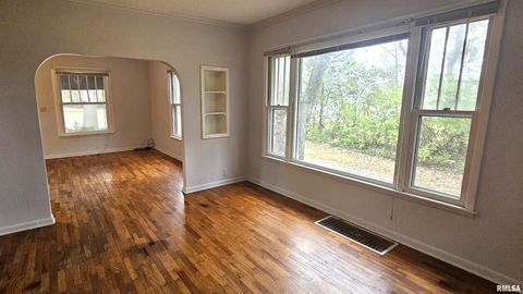 Tiny photo for 203 ORCHARD Drive, Carbondale, IL 62901 (MLS # EB460544)