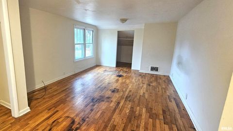 Tiny photo for 203 ORCHARD Drive, Carbondale, IL 62901 (MLS # EB460544)