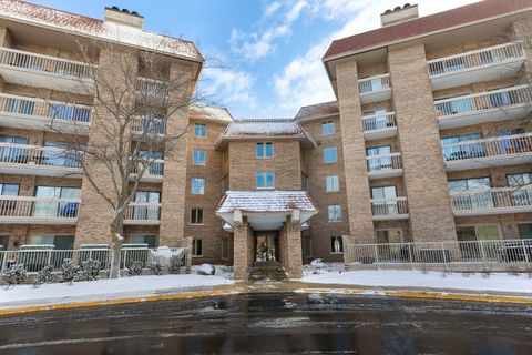 Tiny photo for 1220 Rudolph Road #3H, Northbrook, IL 60062 (MLS # 12549350)